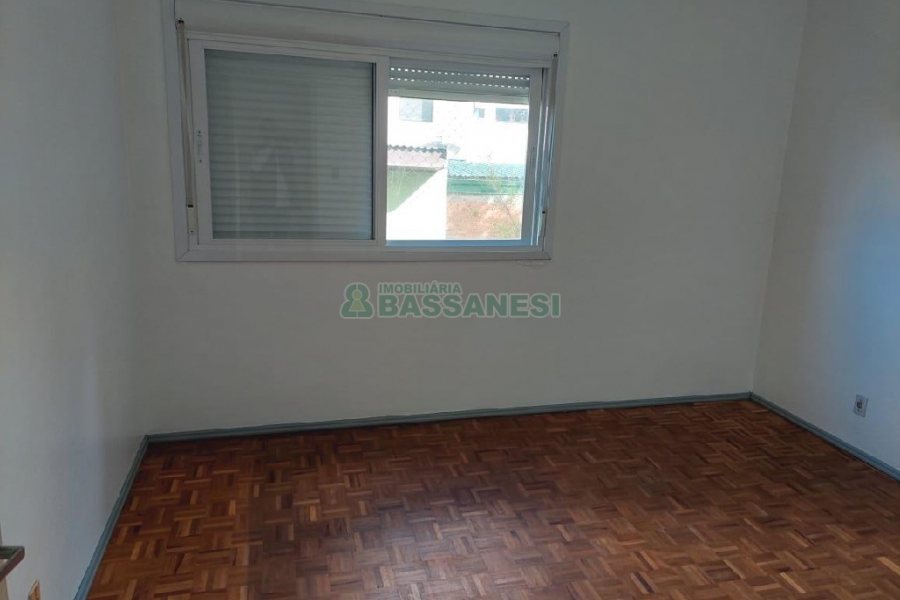 Apartamento com 83m², 2 dormitórios, 1 vaga, no bairro Panazzolo em Caxias do Sul para Comprar