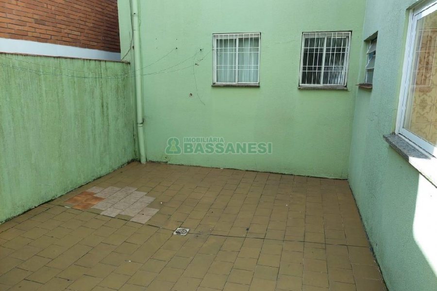 Apartamento com 83m², 2 dormitórios, 1 vaga, no bairro Panazzolo em Caxias do Sul para Comprar