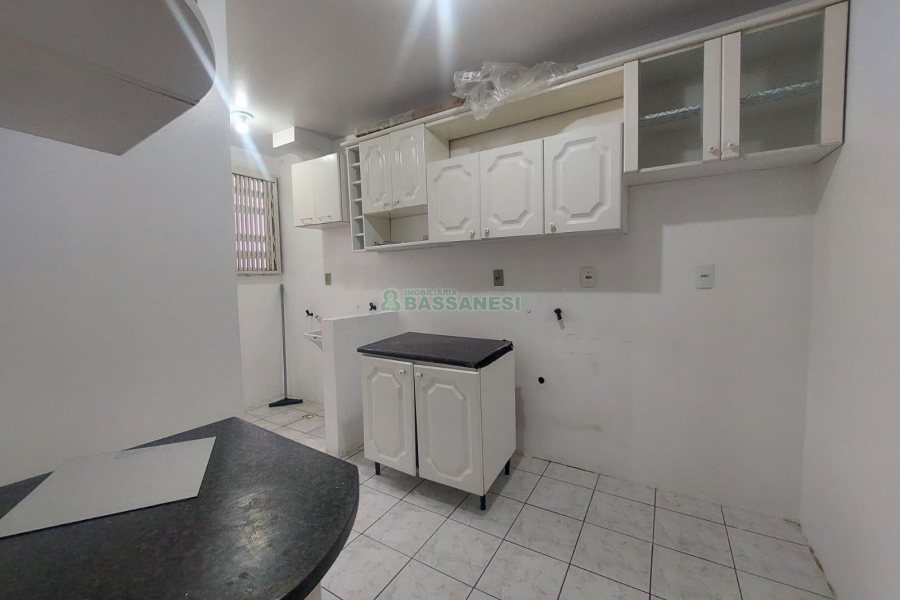 Apartamento com 55m², 2 dormitórios, no bairro Interlagos em Caxias do Sul para Alugar ou Comprar