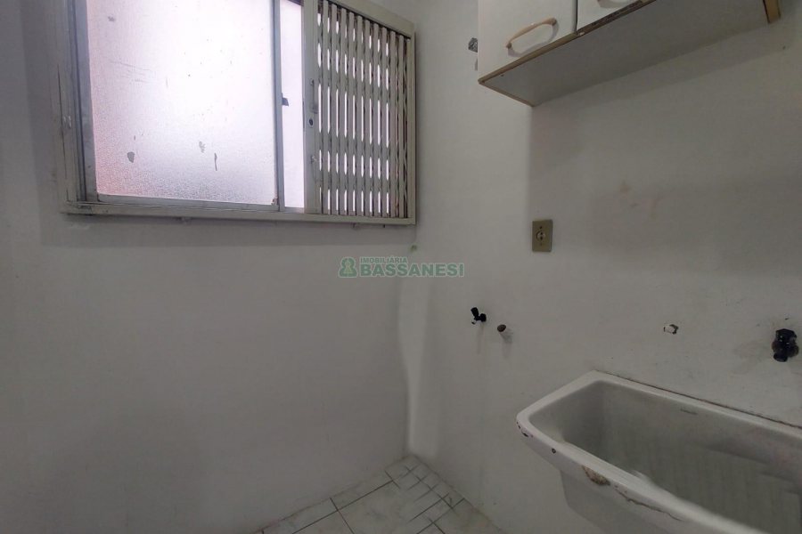 Apartamento com 55m², 2 dormitórios, no bairro Interlagos em Caxias do Sul para Alugar ou Comprar