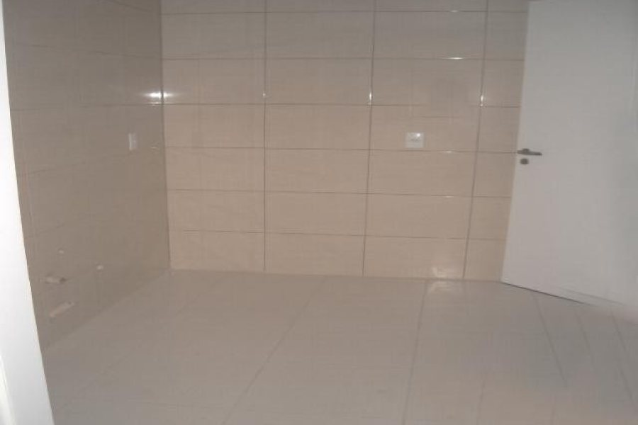 Apartamento, 2 dormitórios, 2 vagas, no bairro São Pelegrino em Caxias do Sul para Comprar