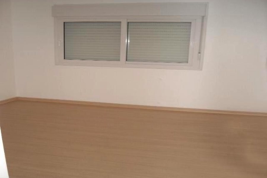 Apartamento, 2 dormitórios, 2 vagas, no bairro São Pelegrino em Caxias do Sul para Comprar