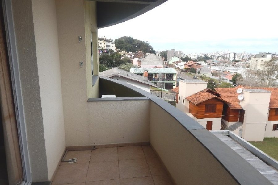 Apartamento com 92m², 2 dormitórios, 2 vagas, no bairro Santa Catarina em Caxias do Sul para Comprar