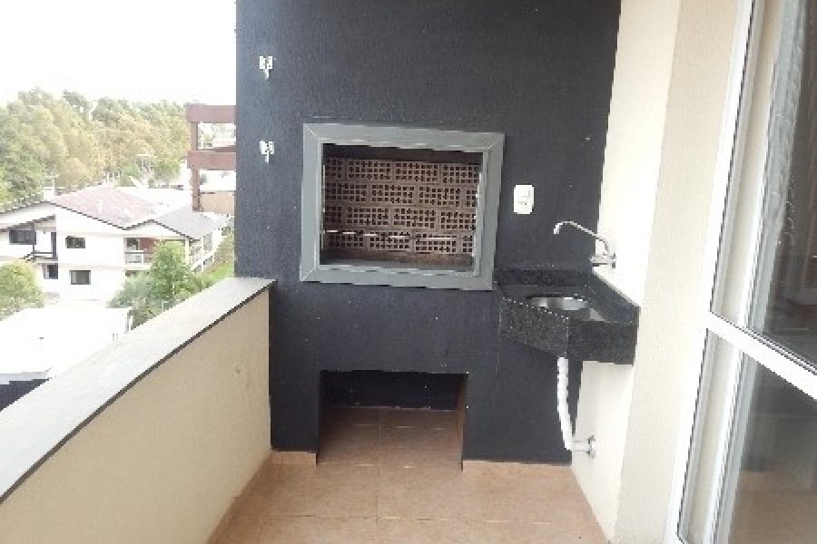 Apartamento com 92m², 2 dormitórios, 2 vagas, no bairro Santa Catarina em Caxias do Sul para Comprar