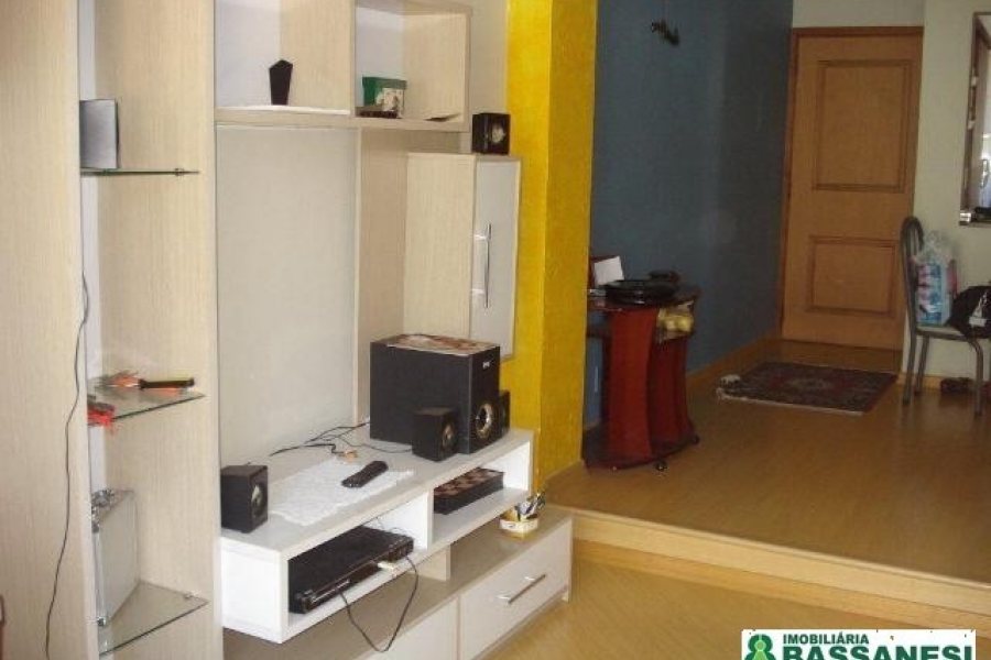 Apartamento, 2 dormitórios, 1 vaga, no bairro Santa Catarina em Caxias do Sul para Comprar