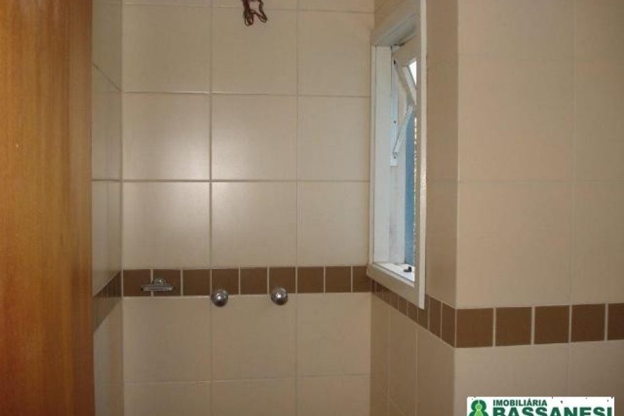 Apartamento, 2 dormitórios, 1 vaga, no bairro Santa Catarina em Caxias do Sul para Comprar