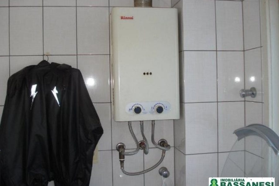 Apartamento, 2 dormitórios, 1 vaga, no bairro Santa Catarina em Caxias do Sul para Comprar