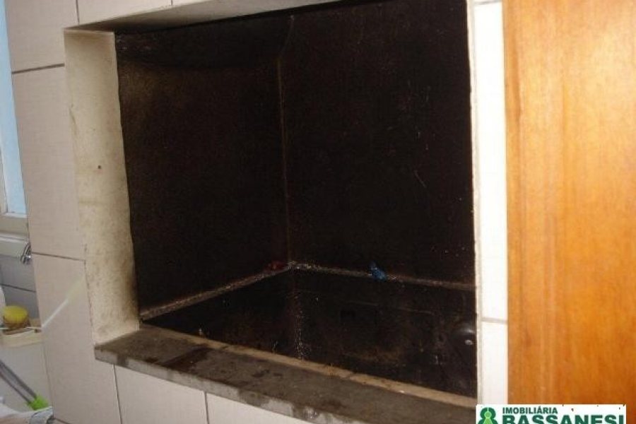 Apartamento, 2 dormitórios, 1 vaga, no bairro Santa Catarina em Caxias do Sul para Comprar