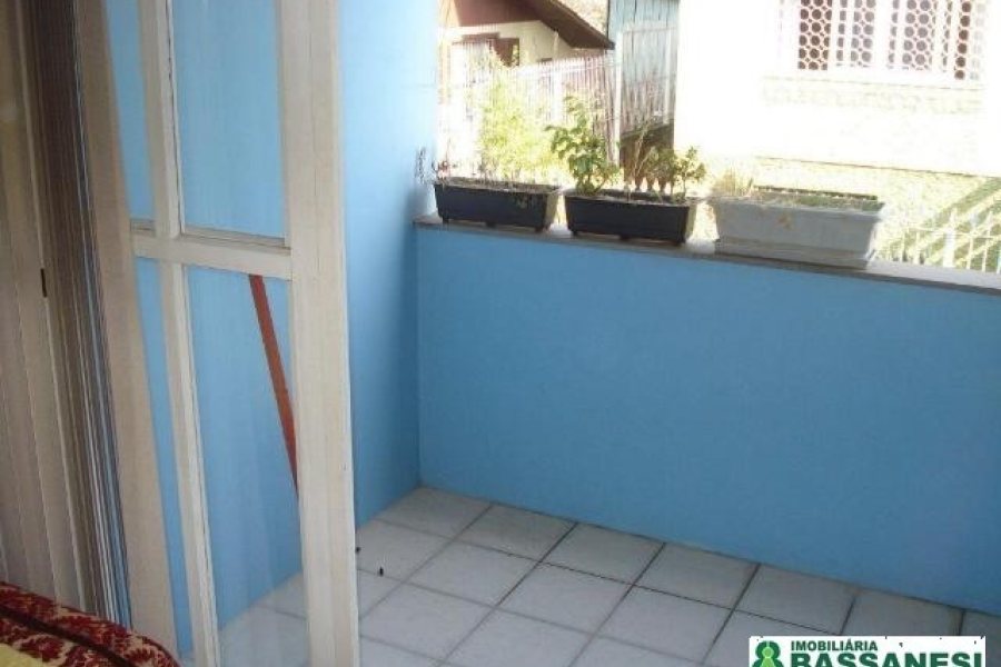 Apartamento, 2 dormitórios, 1 vaga, no bairro Santa Catarina em Caxias do Sul para Comprar