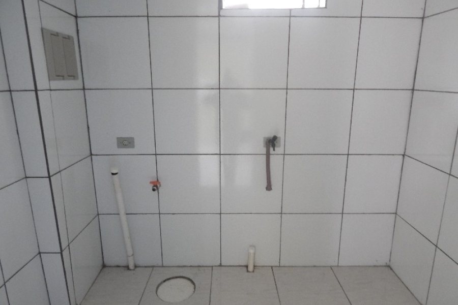 Casa com 42m², 2 dormitórios, no bairro Desvio Rizzo em Caxias do Sul para Comprar