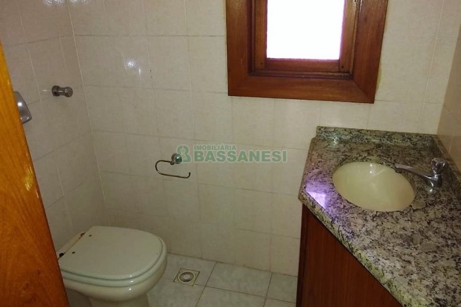 Apto/Cobertura com 252m², 3 dormitórios, 1 vaga, no bairro Marechal Floriano em Caxias do Sul para Comprar