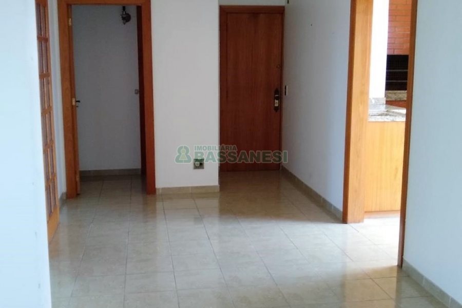 Apto/Cobertura com 252m², 3 dormitórios, 1 vaga, no bairro Marechal Floriano em Caxias do Sul para Comprar