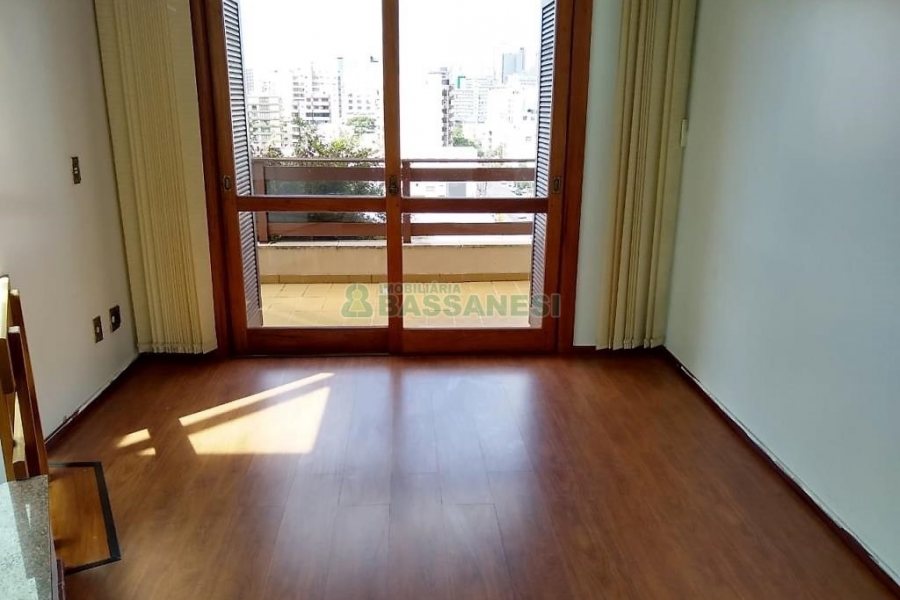 Apto/Cobertura com 252m², 3 dormitórios, 1 vaga, no bairro Marechal Floriano em Caxias do Sul para Comprar