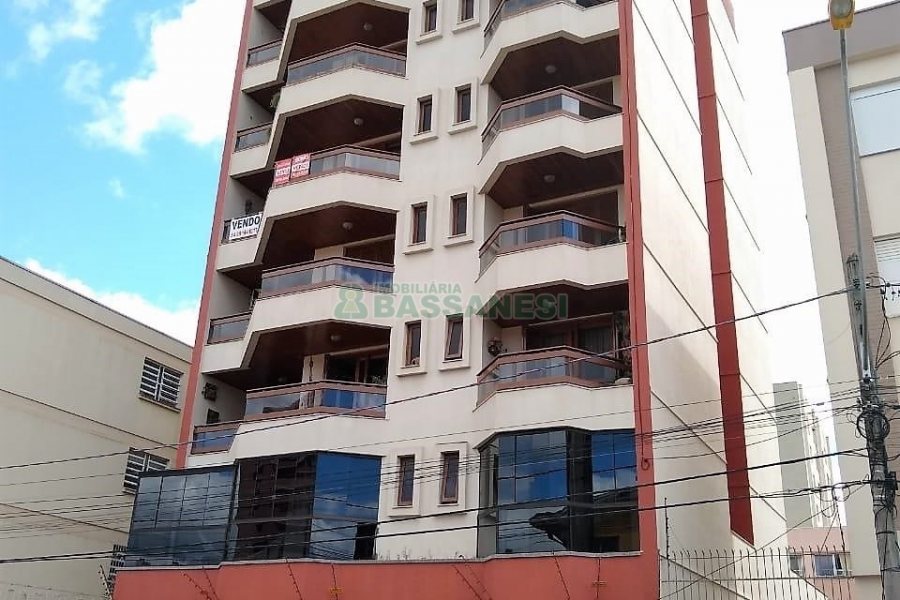 Apto/Cobertura com 252m², 3 dormitórios, 1 vaga, no bairro Marechal Floriano em Caxias do Sul para Comprar