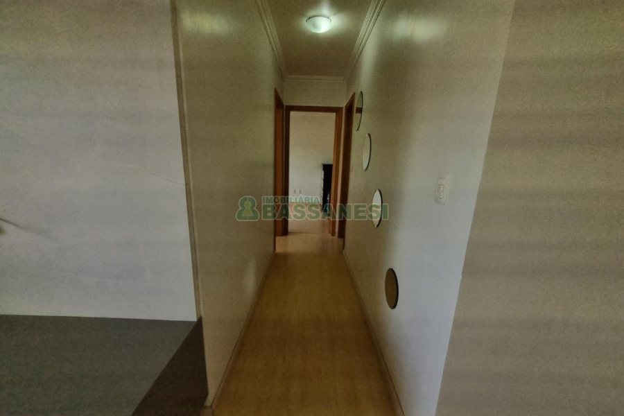 Apartamento com 72m², 2 dormitórios, 1 vaga, no bairro Colina Sorriso em Caxias do Sul para Alugar
