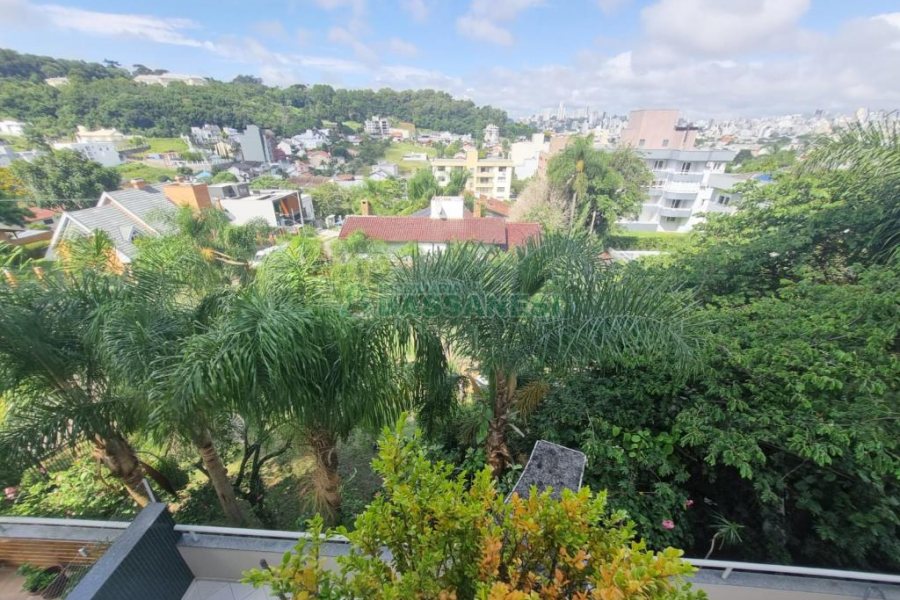 Apartamento com 72m², 2 dormitórios, 1 vaga, no bairro Colina Sorriso em Caxias do Sul para Alugar