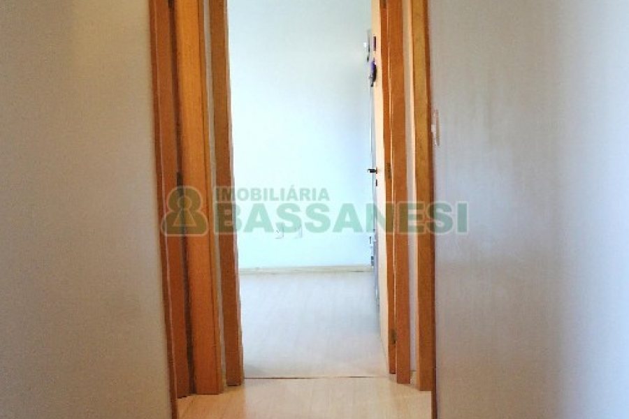 Apartamento com 72m², 2 dormitórios, 1 vaga, no bairro Colina Sorriso em Caxias do Sul para Alugar