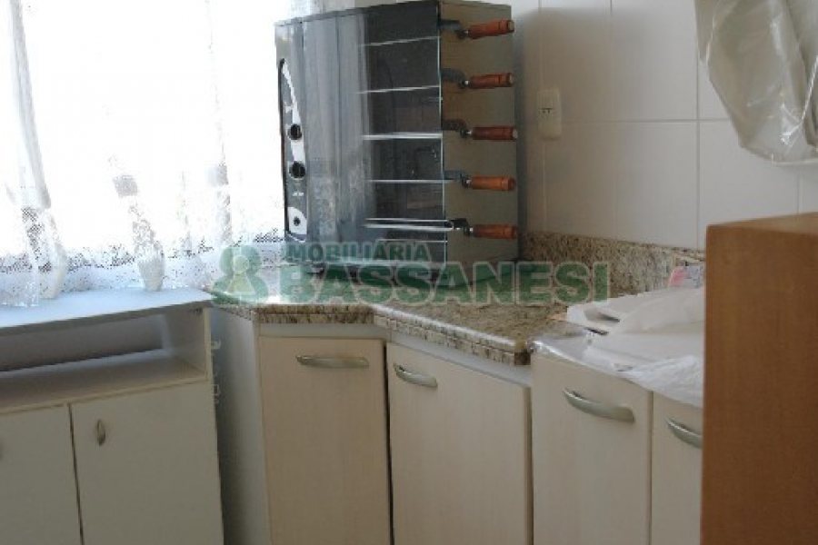 Apartamento com 72m², 2 dormitórios, 1 vaga, no bairro Colina Sorriso em Caxias do Sul para Alugar