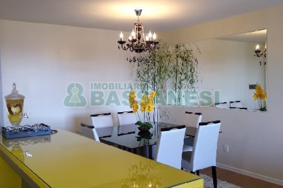 Apartamento com 83m², 2 dormitórios, 1 vaga, no bairro Jardim do Shopping em Caxias do Sul para Comprar