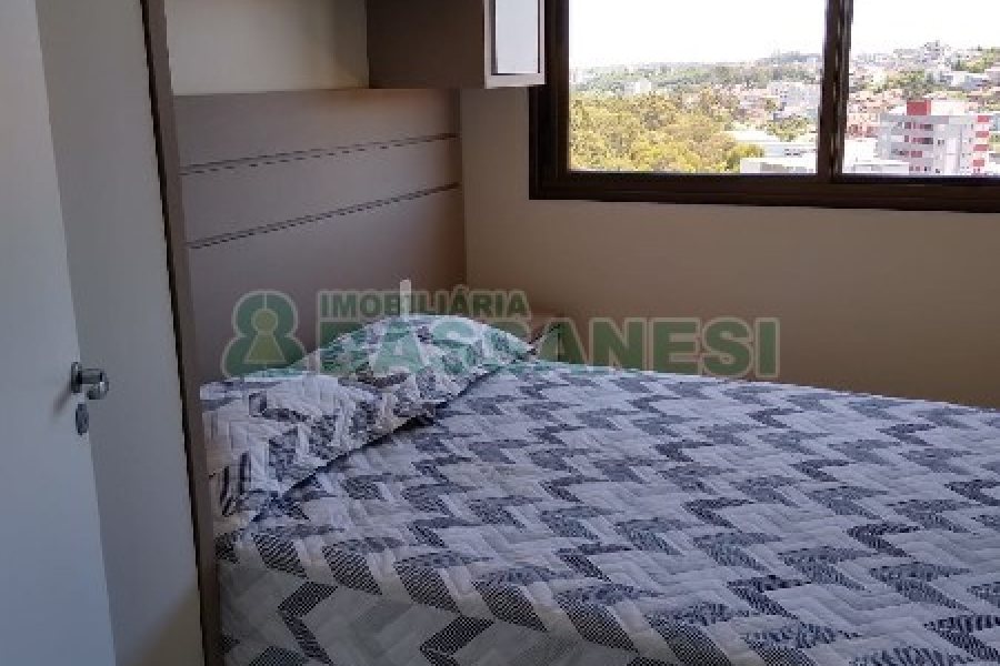 Apartamento com 83m², 2 dormitórios, 1 vaga, no bairro Jardim do Shopping em Caxias do Sul para Comprar