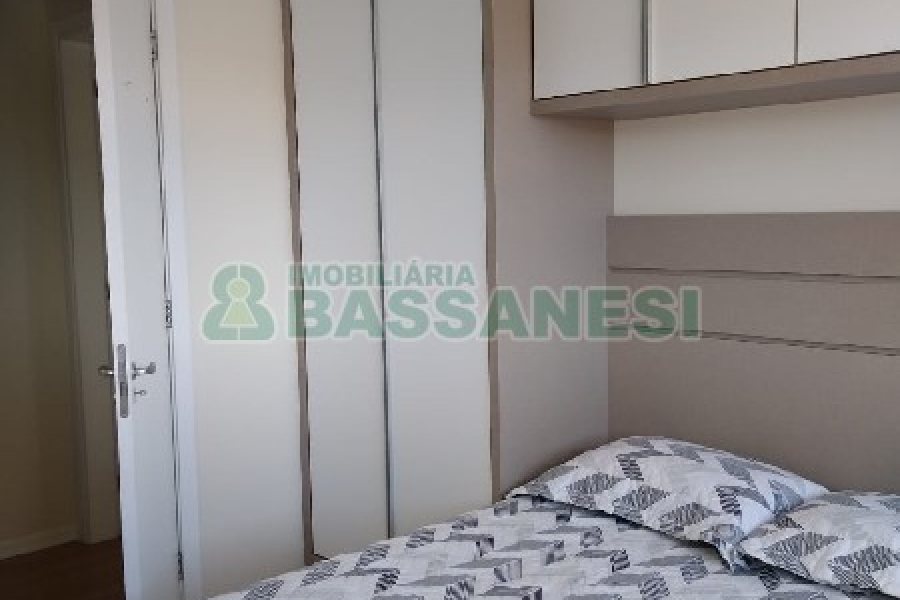 Apartamento com 83m², 2 dormitórios, 1 vaga, no bairro Jardim do Shopping em Caxias do Sul para Comprar