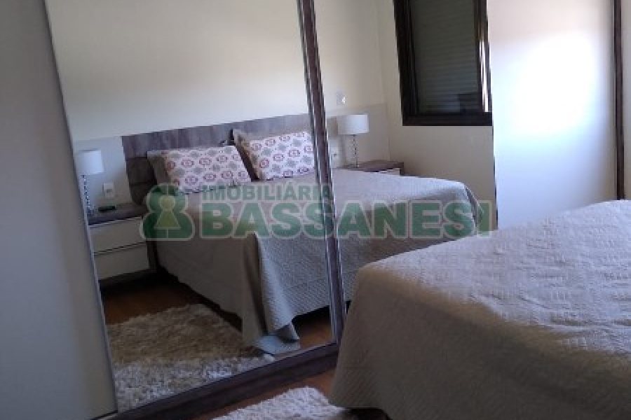 Apartamento com 83m², 2 dormitórios, 1 vaga, no bairro Jardim do Shopping em Caxias do Sul para Comprar