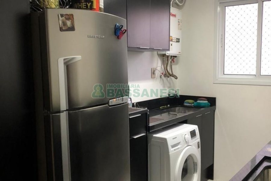 Apto Mobiliado com 62m², 2 dormitórios, 1 vaga, no bairro Panazzolo em Caxias do Sul para Alugar