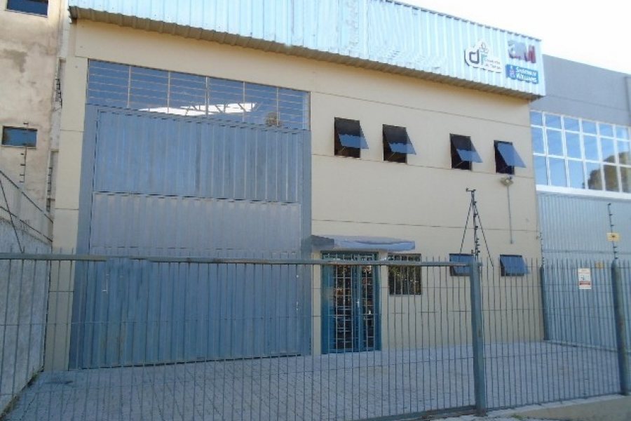 Pavilhão com 314m², no bairro Sanvitto em Caxias do Sul para Alugar