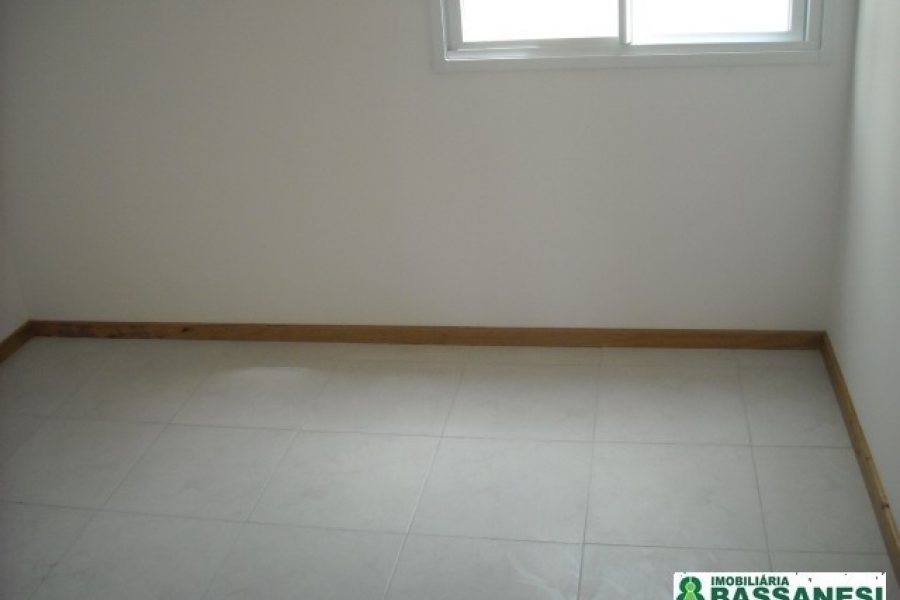 Apartamento com 88m², 3 dormitórios, 2 vagas, no bairro Rio Branco em Caxias do Sul para Comprar