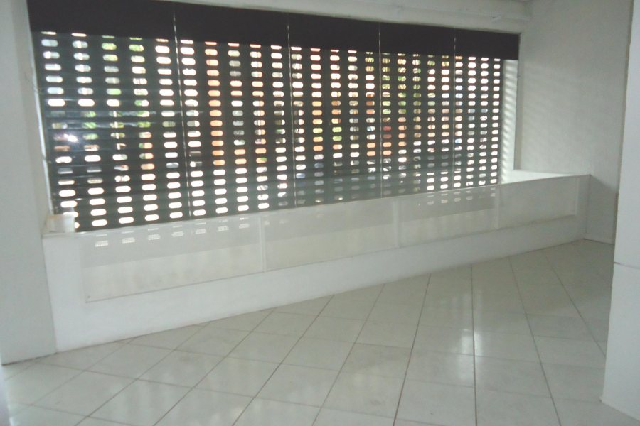 Loja com 425m², no bairro São Pelegrino em Caxias do Sul para Alugar