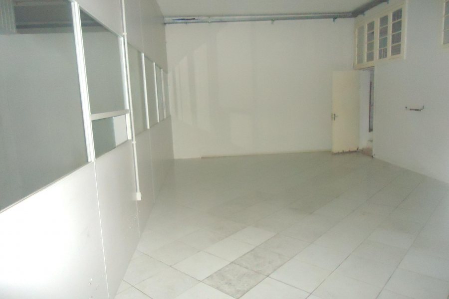 Loja com 425m², no bairro São Pelegrino em Caxias do Sul para Alugar