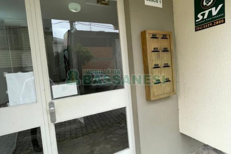 Apartamento com 61m², 2 dormitórios, 1 vaga, no bairro Rio Branco em Caxias do Sul para Comprar