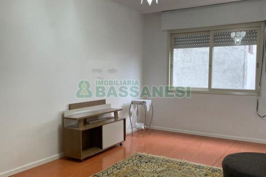 Apartamento com 61m², 2 dormitórios, 1 vaga, no bairro Rio Branco em Caxias do Sul para Comprar