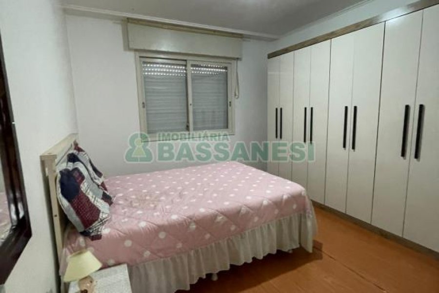 Apartamento com 61m², 2 dormitórios, 1 vaga, no bairro Rio Branco em Caxias do Sul para Comprar