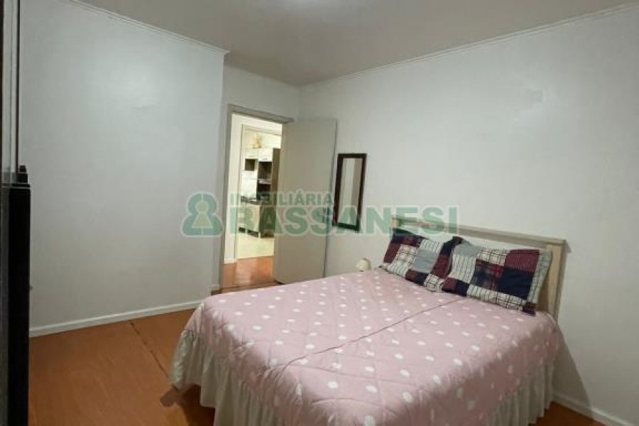 Apartamento com 61m², 2 dormitórios, 1 vaga, no bairro Rio Branco em Caxias do Sul para Comprar