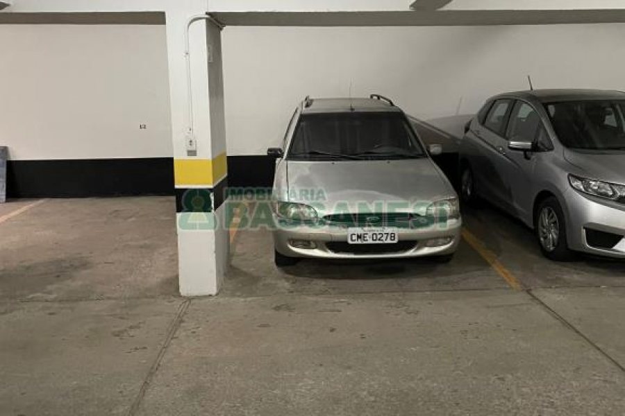 Apartamento com 61m², 2 dormitórios, 1 vaga, no bairro Rio Branco em Caxias do Sul para Comprar