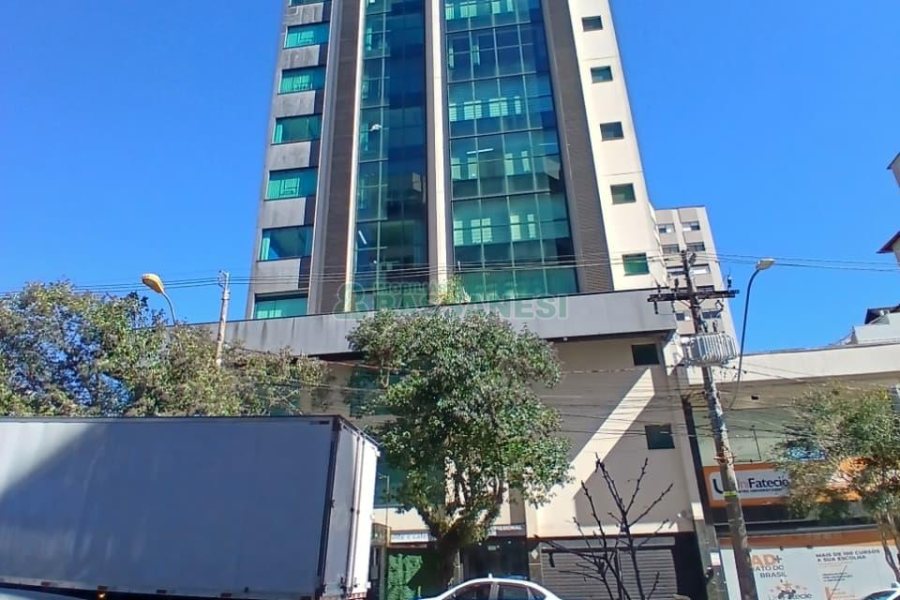 Sala com 63m², no bairro Centro em Caxias do Sul para Alugar