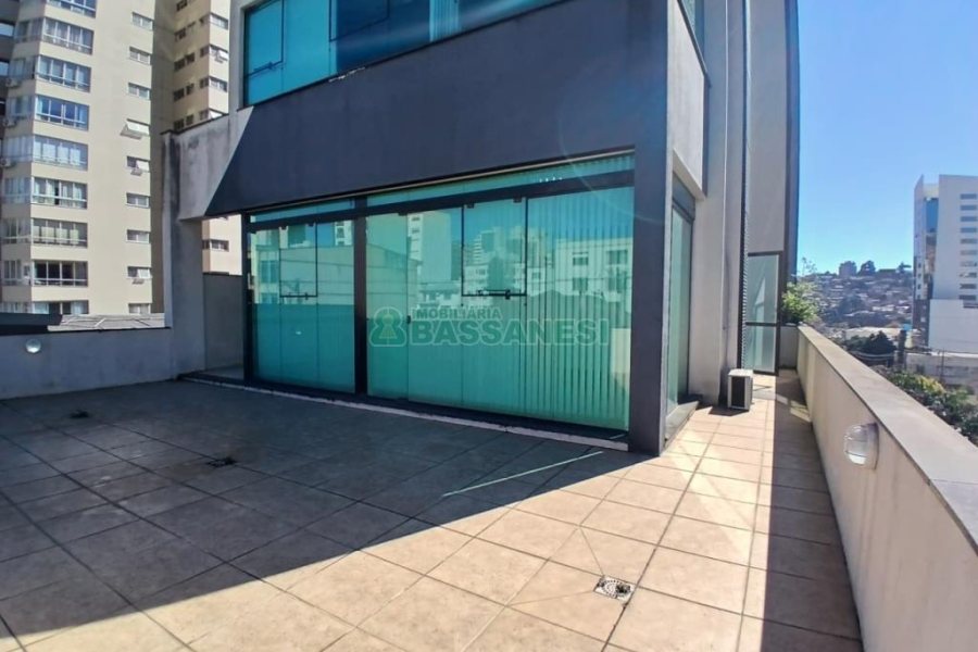 Sala com 63m², no bairro Centro em Caxias do Sul para Alugar