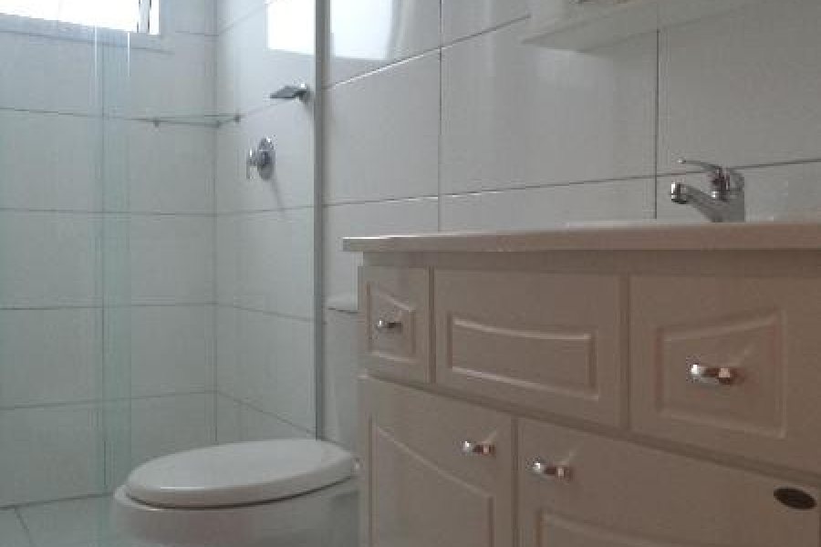 Apartamento, 2 dormitórios, 1 vaga, no bairro Santa Catarina em Caxias do Sul para Alugar