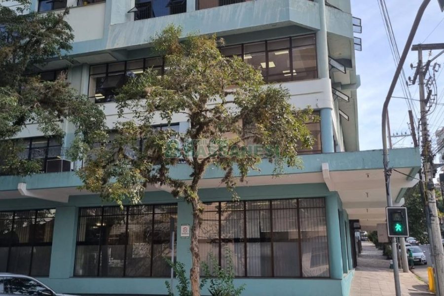 Sala com 118m², 1 vaga, no bairro Centro em Caxias do Sul para Comprar