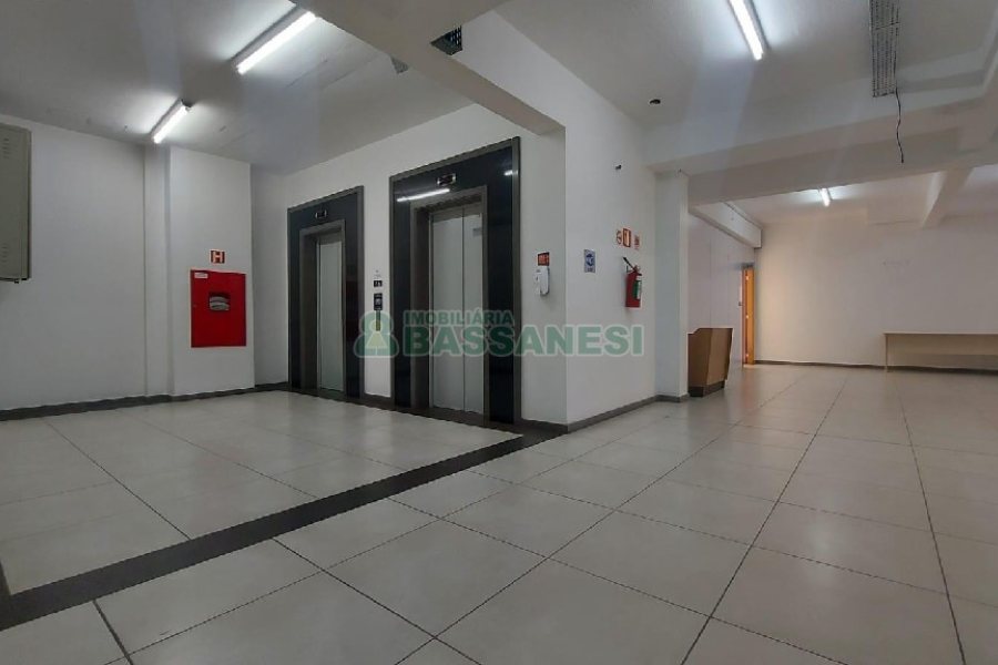 Predio com 4780m², no bairro São Pelegrino em Caxias do Sul para Alugar