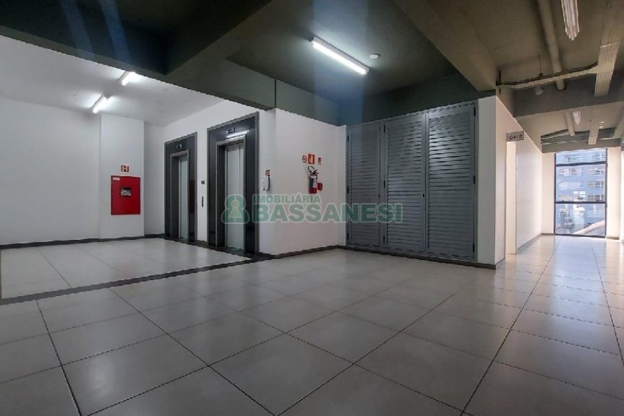 Predio com 4780m², no bairro São Pelegrino em Caxias do Sul para Alugar