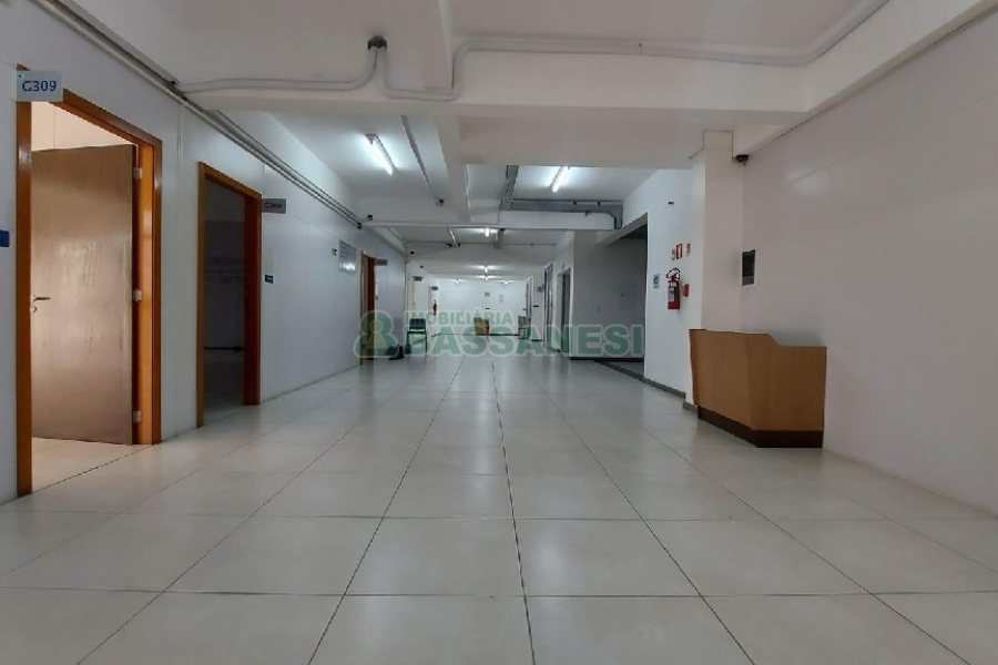 Predio com 4780m², no bairro São Pelegrino em Caxias do Sul para Alugar