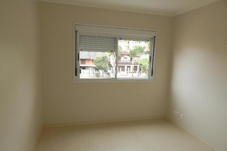 Apartamento com 104m², 3 dormitórios, 2 vagas, no bairro Vinhedos em Caxias do Sul para Alugar