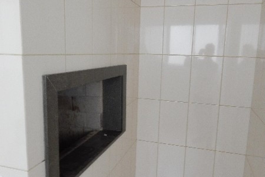 Apartamento com 104m², 3 dormitórios, 2 vagas, no bairro Vinhedos em Caxias do Sul para Alugar