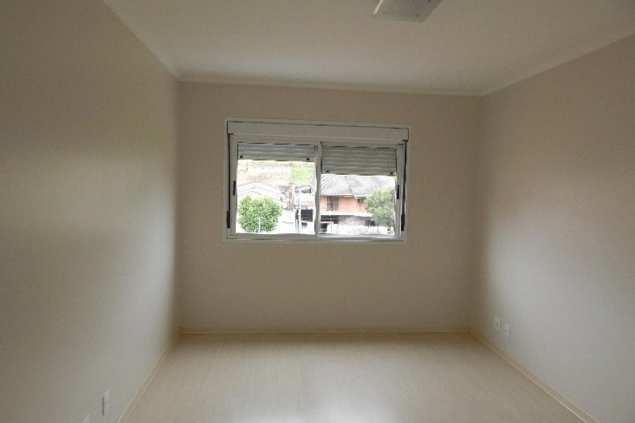 Apartamento com 104m², 3 dormitórios, 2 vagas, no bairro Vinhedos em Caxias do Sul para Alugar