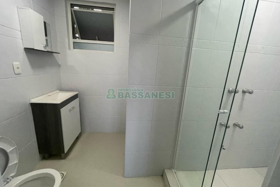 Apartamento com 100m², 3 dormitórios, 1 vaga, no bairro Centro em Caxias do Sul para Comprar