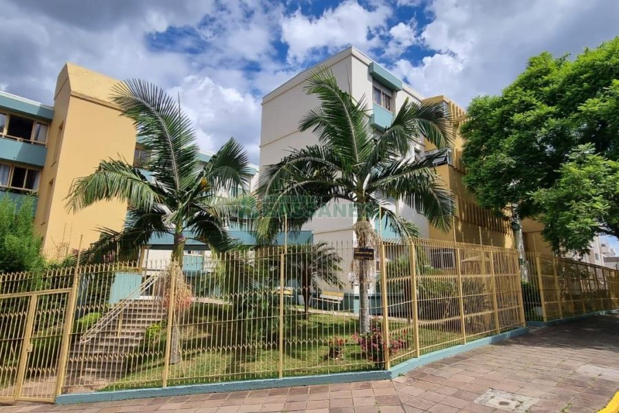 Apartamento, 2 dormitórios, 1 vaga, no bairro Santa Catarina em Caxias do Sul para Comprar