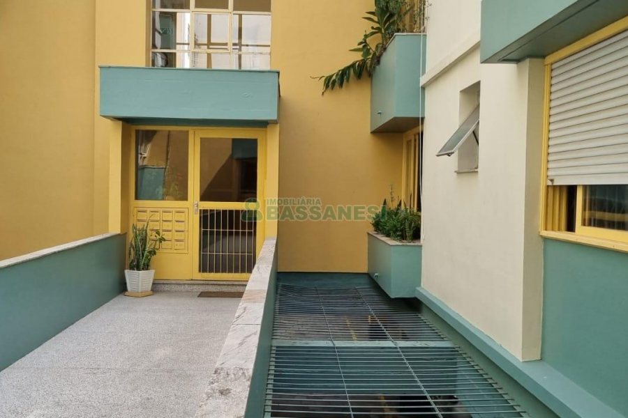 Apartamento, 2 dormitórios, 1 vaga, no bairro Santa Catarina em Caxias do Sul para Comprar