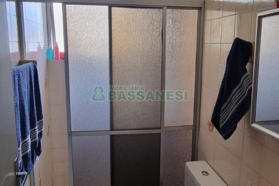 Apartamento, 2 dormitórios, 1 vaga, no bairro Santa Catarina em Caxias do Sul para Comprar